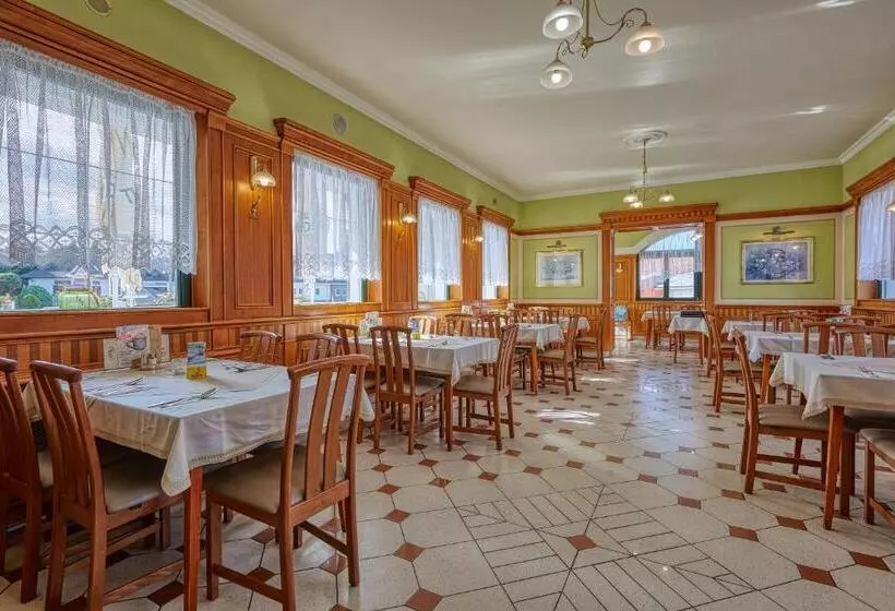 Aamiaismajoitus (B&B) Tercia Kópháza Panzió B