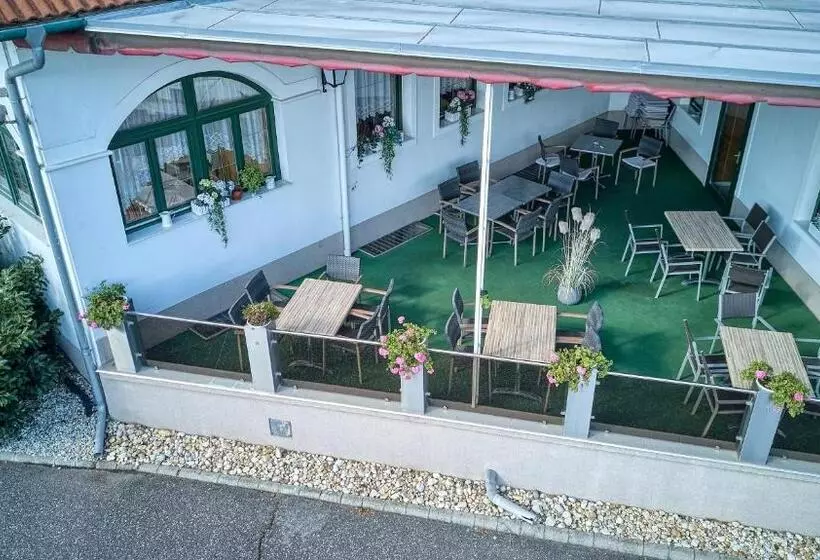 Aamiaismajoitus (B&B) Tercia Kópháza Panzió B