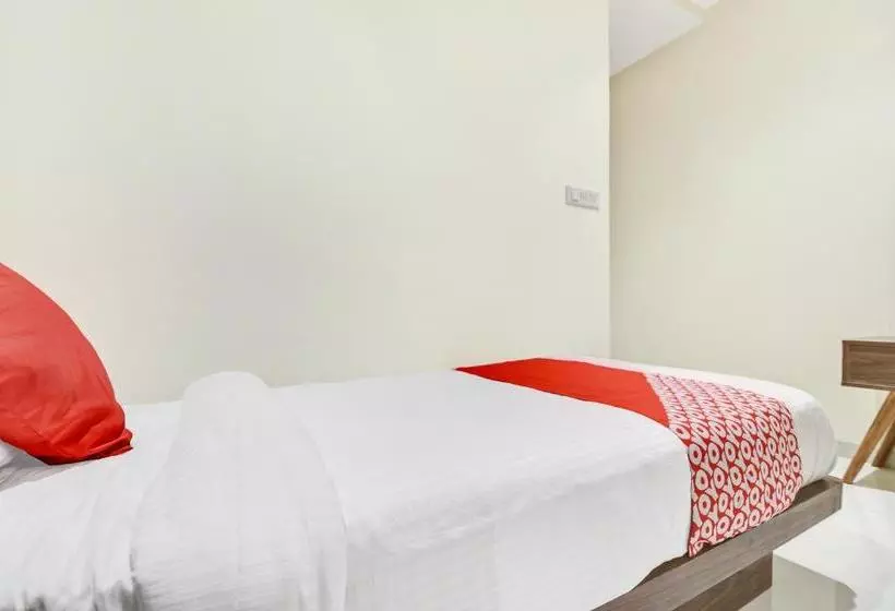 ホテル Oyo 37671 Sudarshan Palace