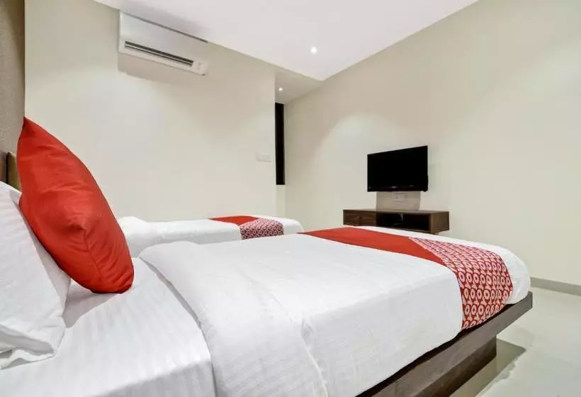 ホテル Oyo 37671 Sudarshan Palace