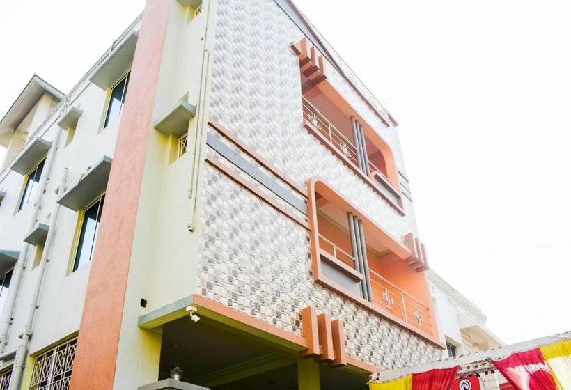 Hotel Oyo 78836 David S Den