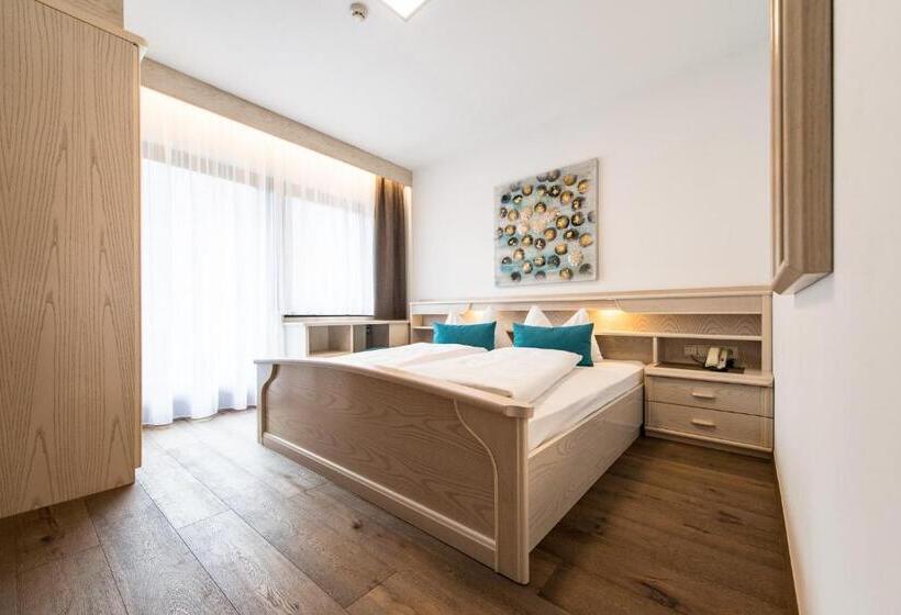 ホテル Sigmunderhof