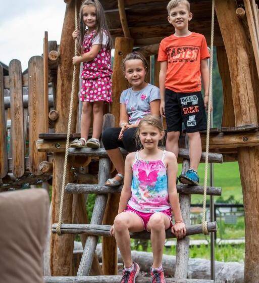 ホテル Sigmunderhof