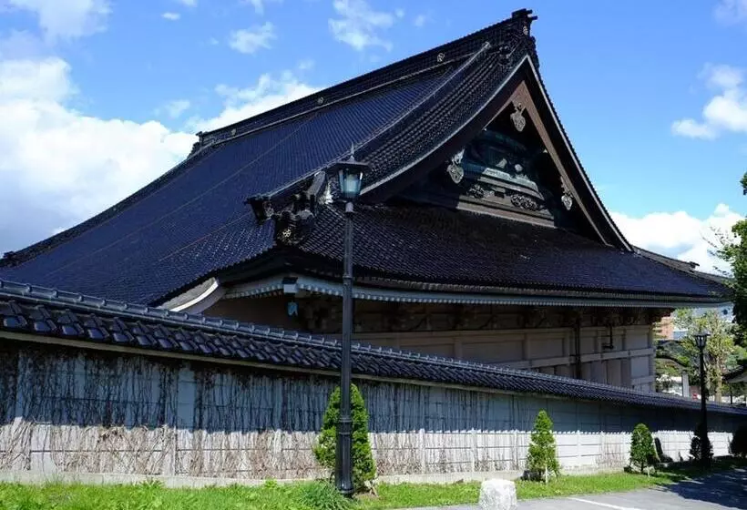 Smile Hotel Premium Hakodate Goryokaku