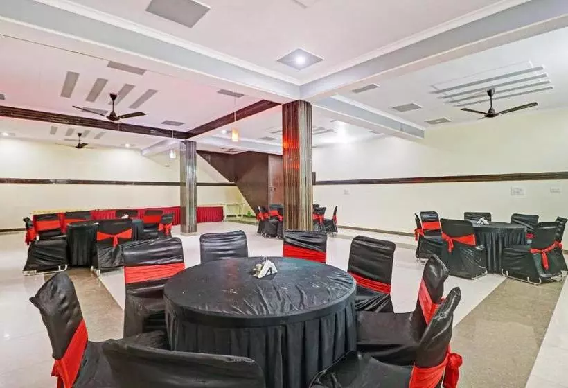 Hotelli Spot On 78600  Dakshit Inn