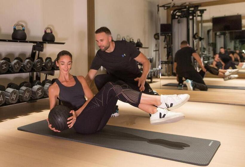 هتل The Woodward An Oetker Collection