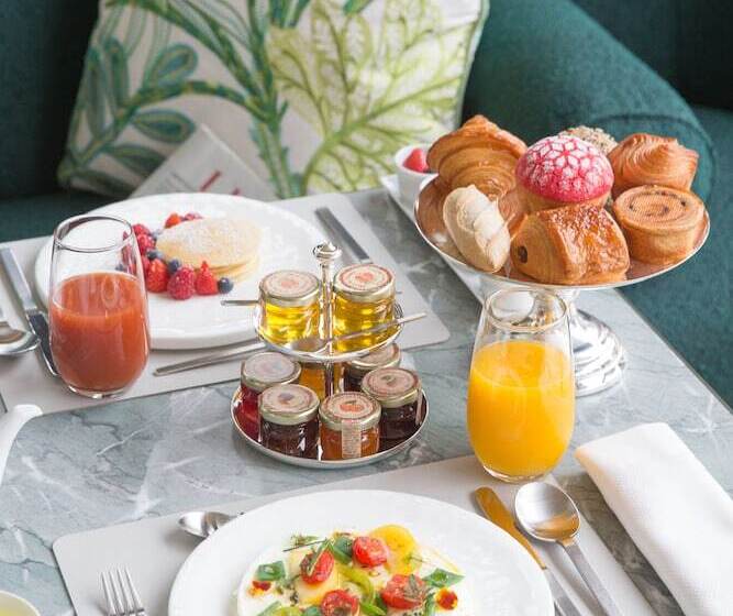 هتل The Woodward An Oetker Collection