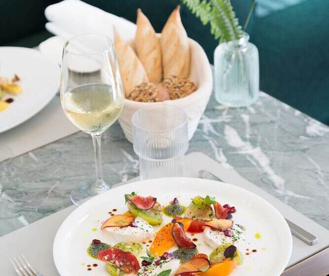 هتل The Woodward An Oetker Collection