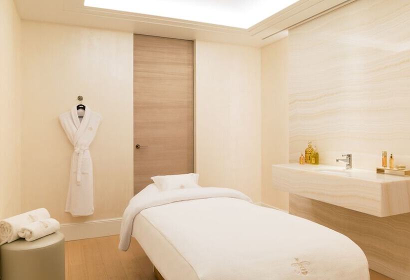 هتل The Woodward An Oetker Collection