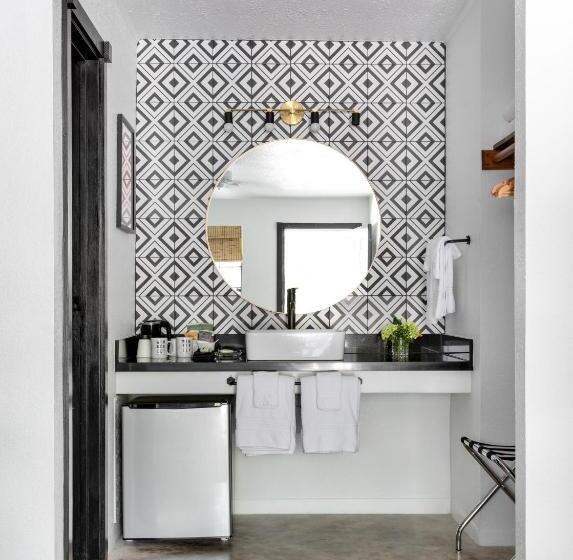 فندق Wimberley Inn & Bar