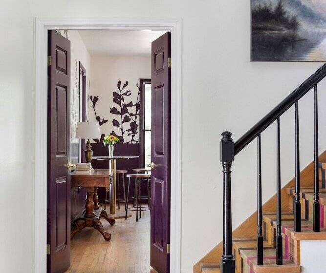 فندق Wimberley Inn & Bar