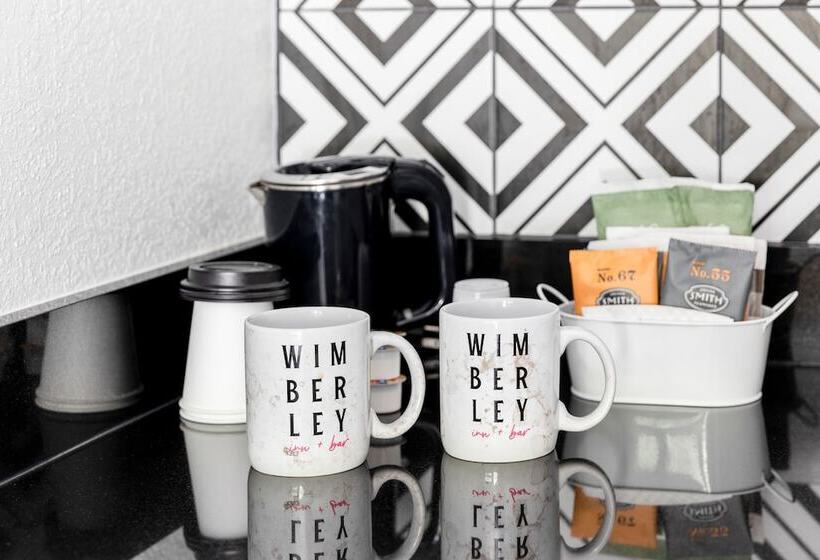 فندق Wimberley Inn & Bar