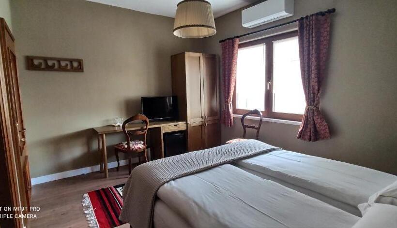 ペンション Guesthouse Tershana