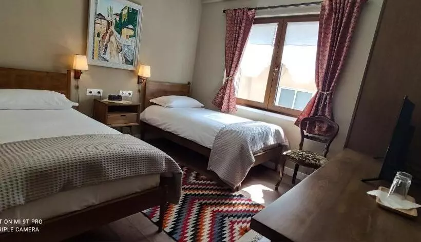 Majatalo Guesthouse Tershana