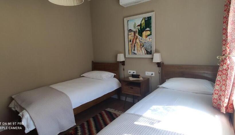 ペンション Guesthouse Tershana