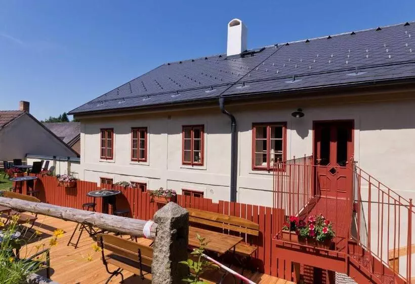 Majatalo Měšťanský Dům   Kulturní Památka Mlýnská 119