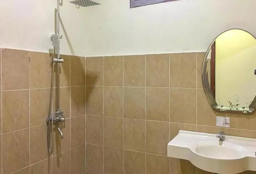 Smesa Edotel Syariah Surabaya Mitra Reddoorz