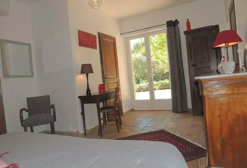 Aamiaismajoitus (B&B) Les Chênes Verts