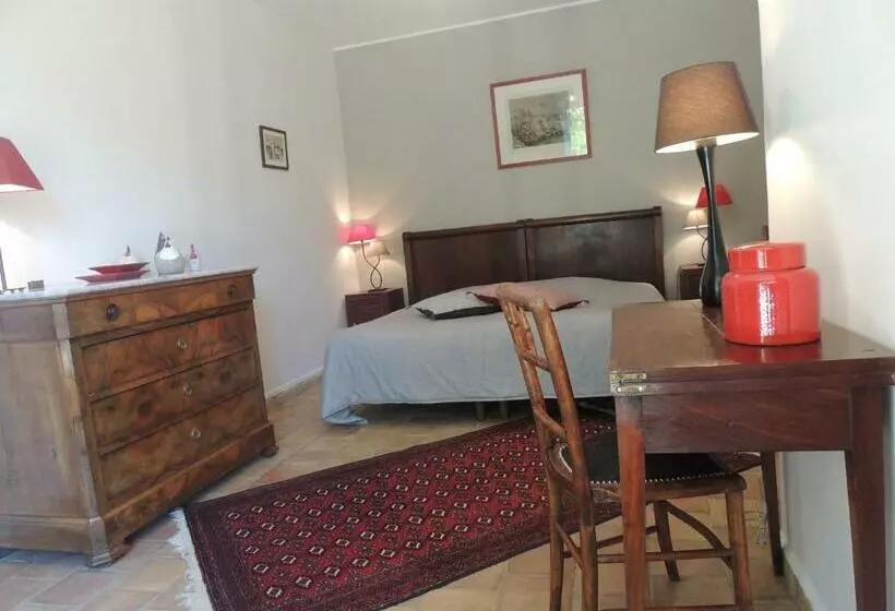 Aamiaismajoitus (B&B) Les Chênes Verts