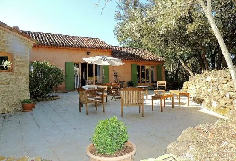 Aamiaismajoitus (B&B) Les Chênes Verts