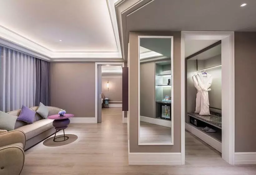 Hotelli Mercure Nantong Downtown