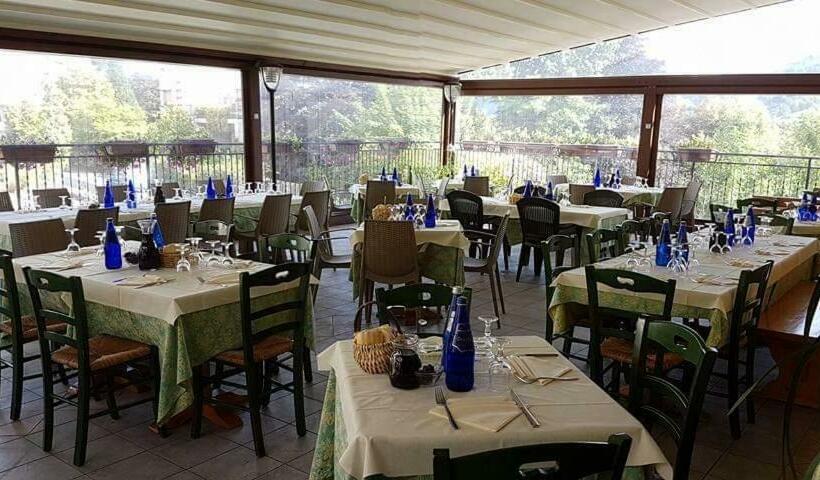 Отель Ristorante Vittoria