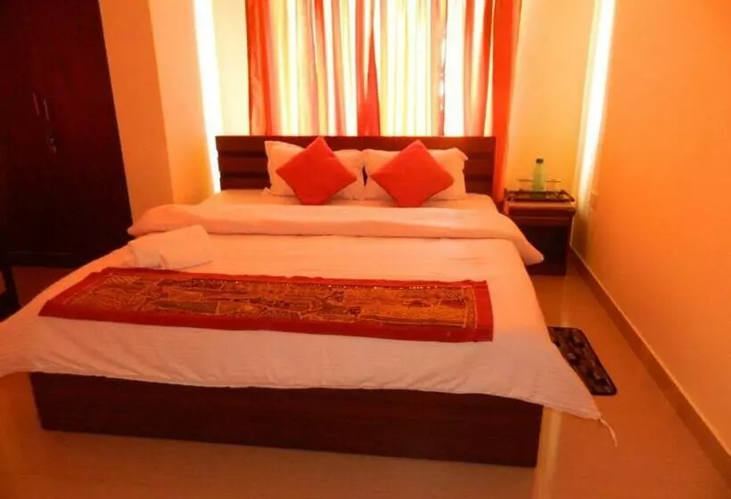 پانسیون Eastin Homestay