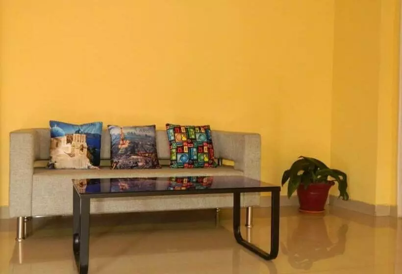 پانسیون Eastin Homestay