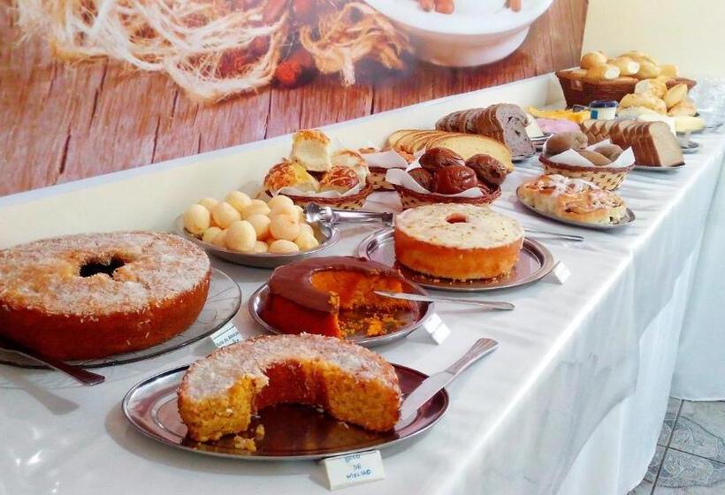 펜션 Pousada Da Baleia