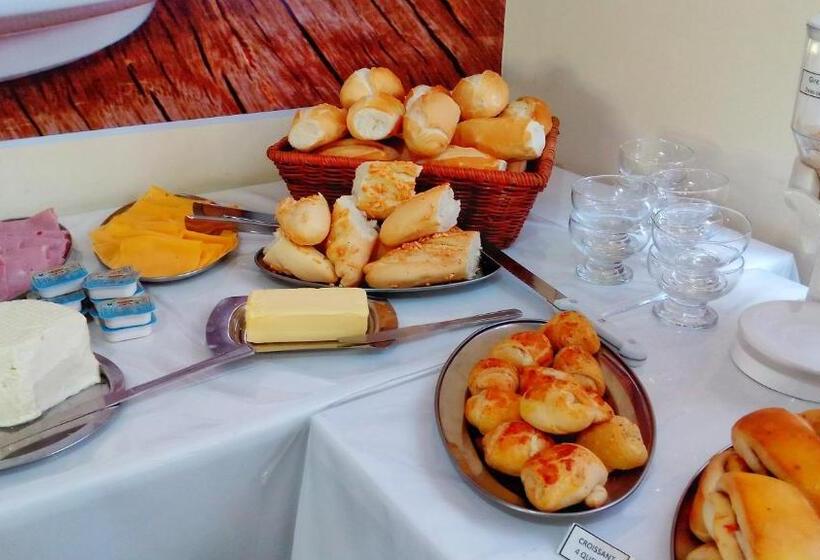 펜션 Pousada Da Baleia