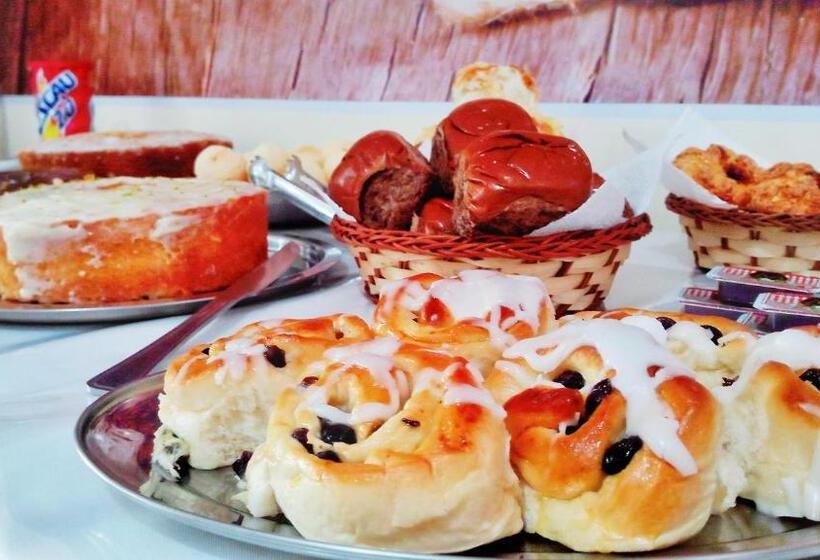 펜션 Pousada Da Baleia