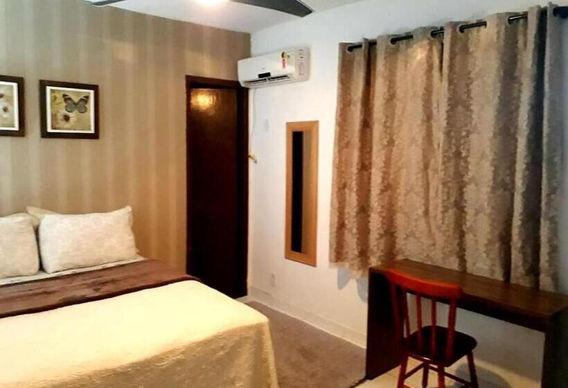 펜션 Pousada Da Baleia