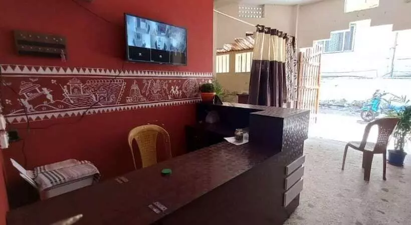 Hotelli Goroomgo Rukmini Villa Puri