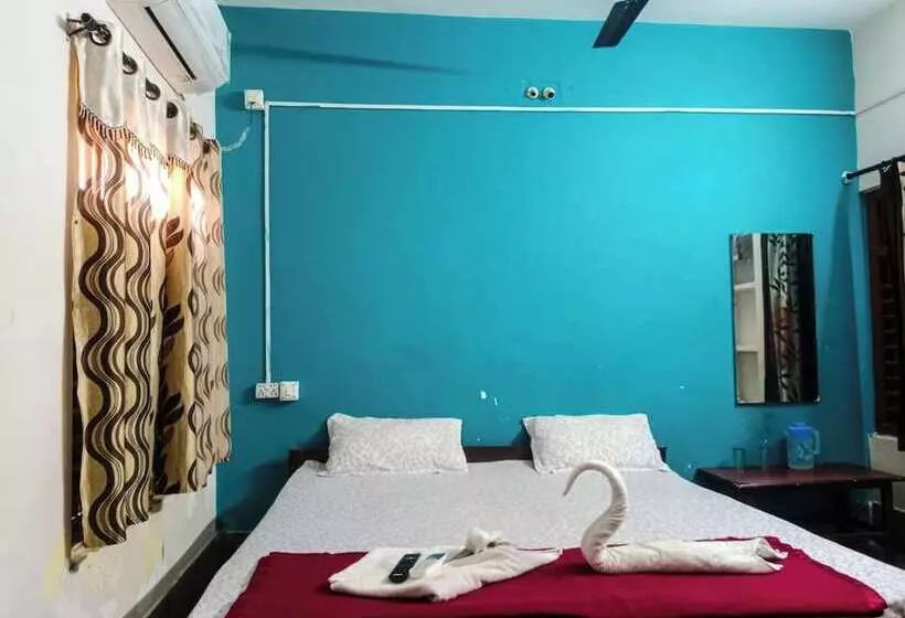 Hotelli Goroomgo Rukmini Villa Puri