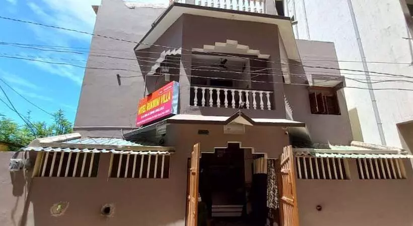 Hotelli Goroomgo Rukmini Villa Puri