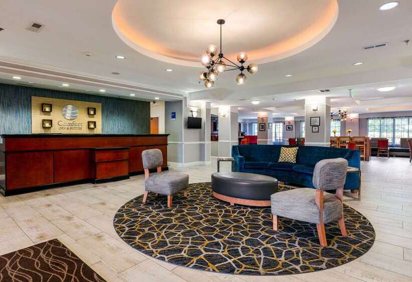 فندق Spark By Hilton Savannah Airport