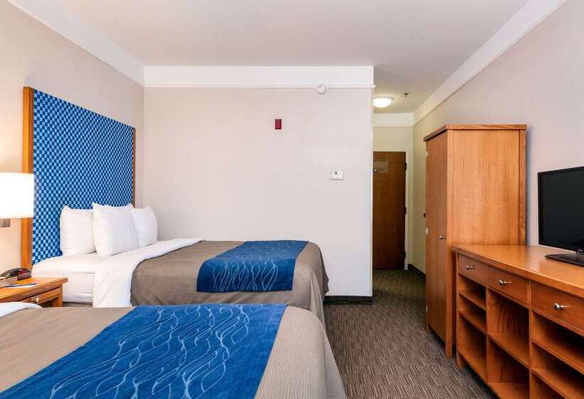 فندق Spark By Hilton Savannah Airport