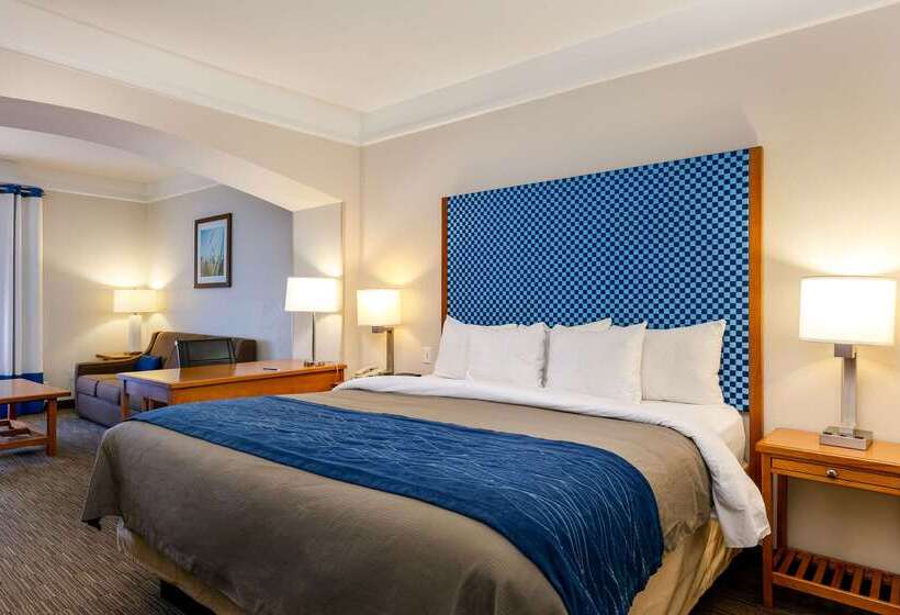 فندق Spark By Hilton Savannah Airport