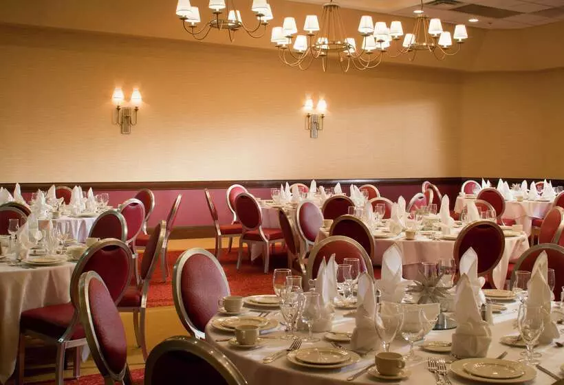 酒店 Doubletree By Hilton Cincinnati Airport