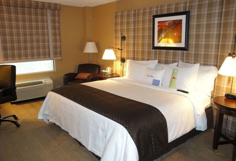 Otel Doubletree By Hilton Cincinnati Airport