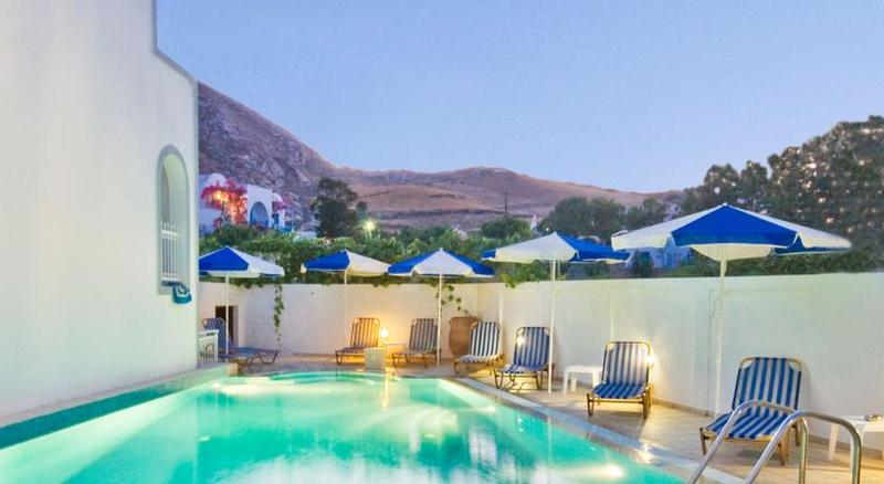 בית מלון כפרי Glaros