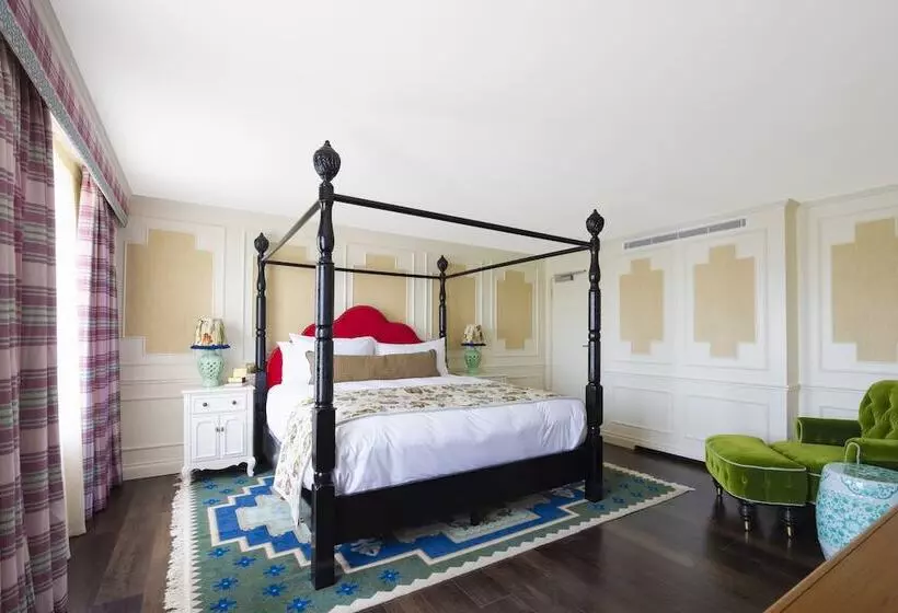 Отель Graduate By Hilton Cambridge