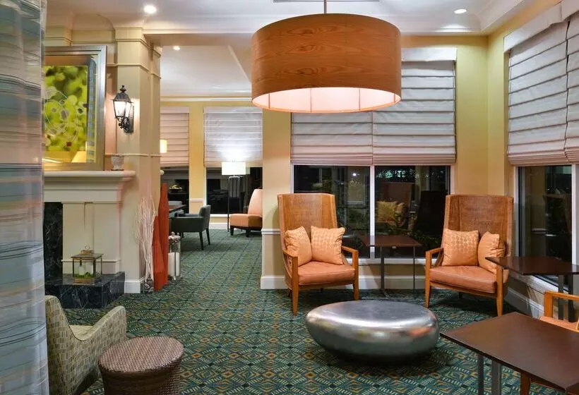 هتل Hilton Garden Inn Columbia