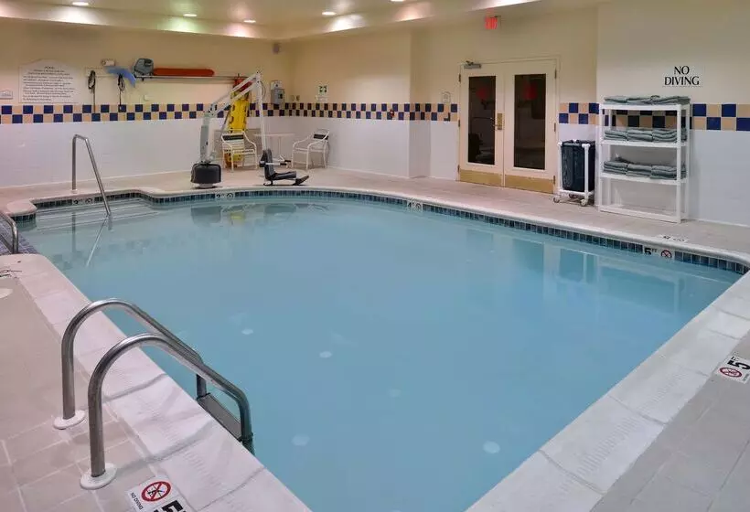 هتل Hilton Garden Inn Columbia