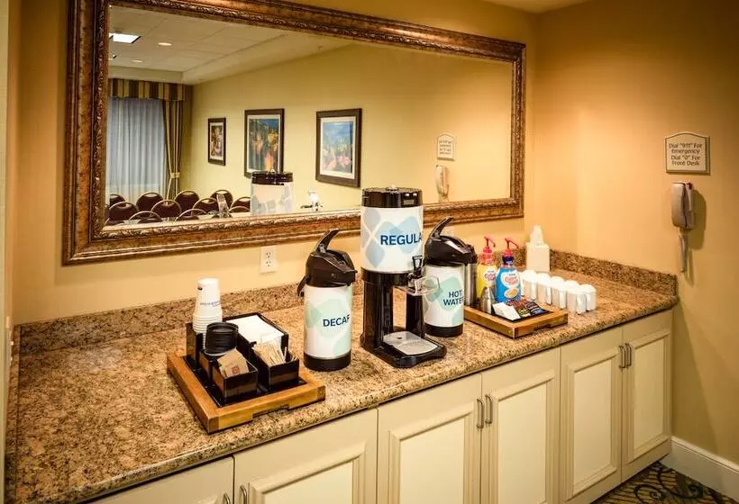 هتل Hilton Garden Inn Tri Cities/kennewick