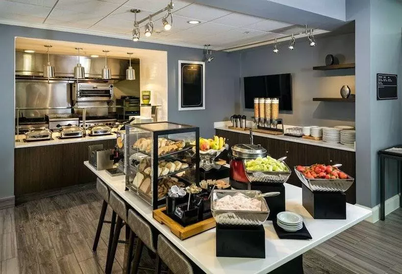 هتل Hilton Garden Inn Tri Cities/kennewick