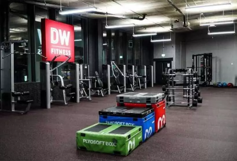 בית מלון כפרי Holiday Inn Express Cheltenham Town Centre, An Ihg