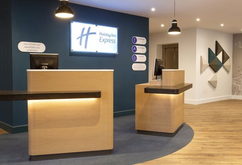 Hotel Holiday Inn Express Cheltenham Town Centre, An Ihg