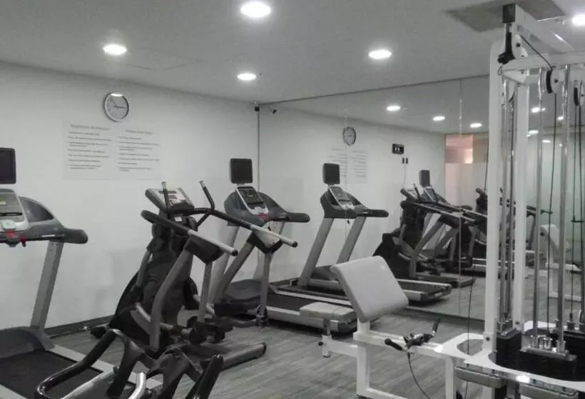 ホテル Holiday Inn Express Mexico Santa Fe By Ihg