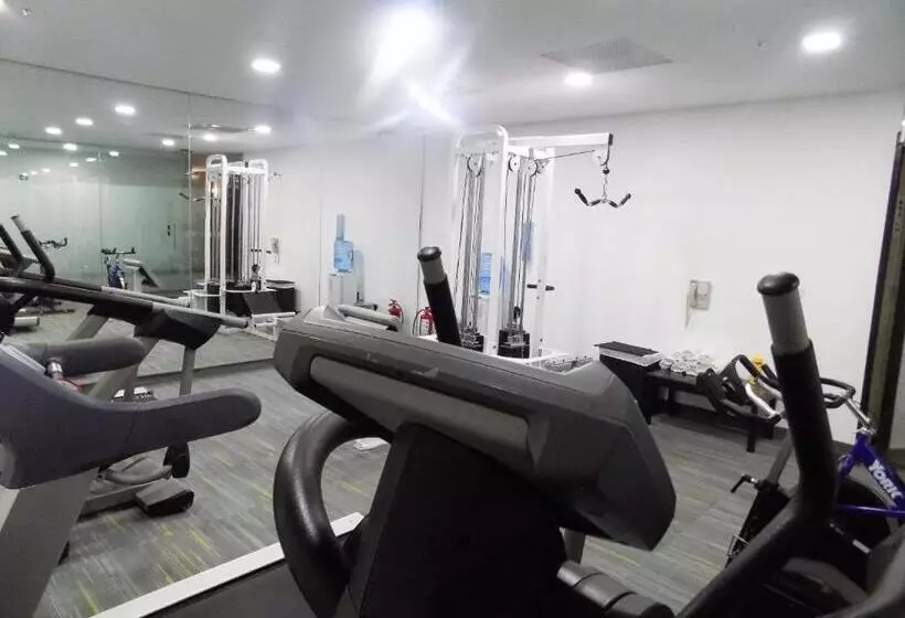 ホテル Holiday Inn Express Mexico Santa Fe By Ihg